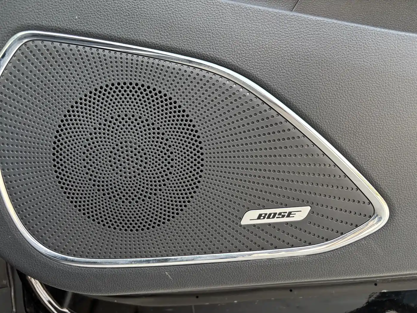 Hongqi HS5 2022 2.0T Smart Connect Premium Edition фото 15