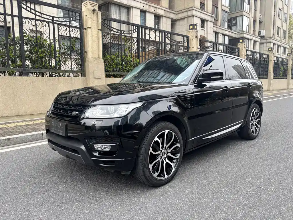 Фото 1 - Land Rover Range Rover Sport