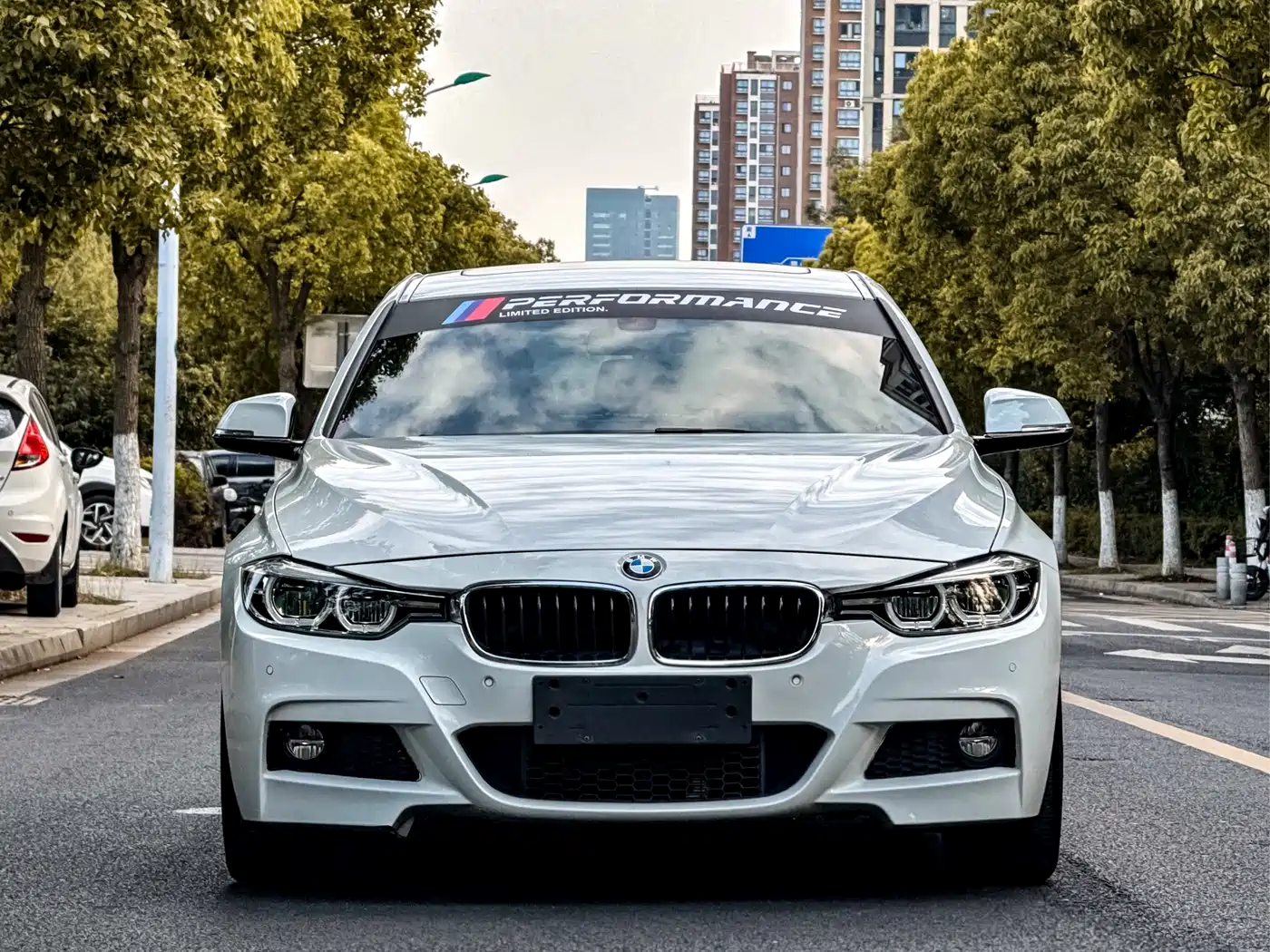 BMW 3 Series 2018 320i M Sport Package фото 2