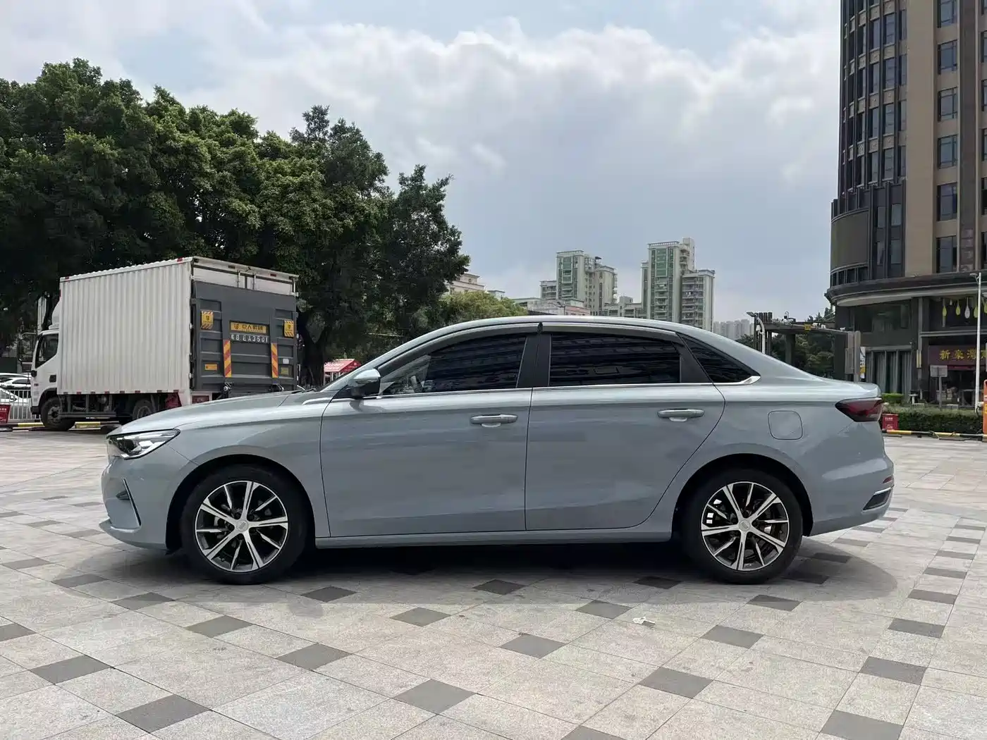 GEELY AUTOMOBILE EMGRAND