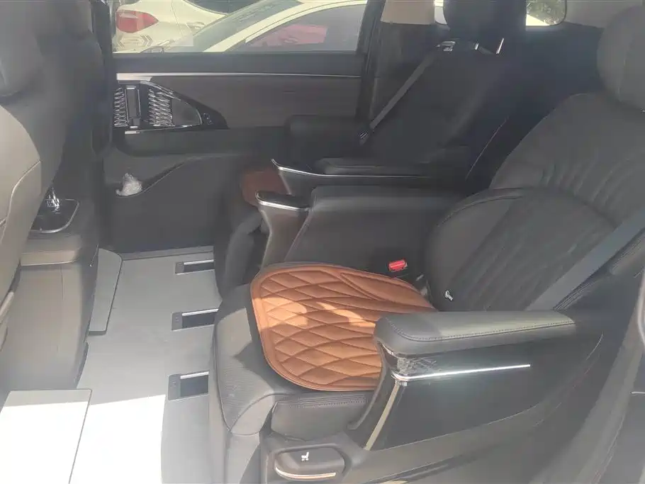 GAC TRUMPCHI TRUMPCHI M8