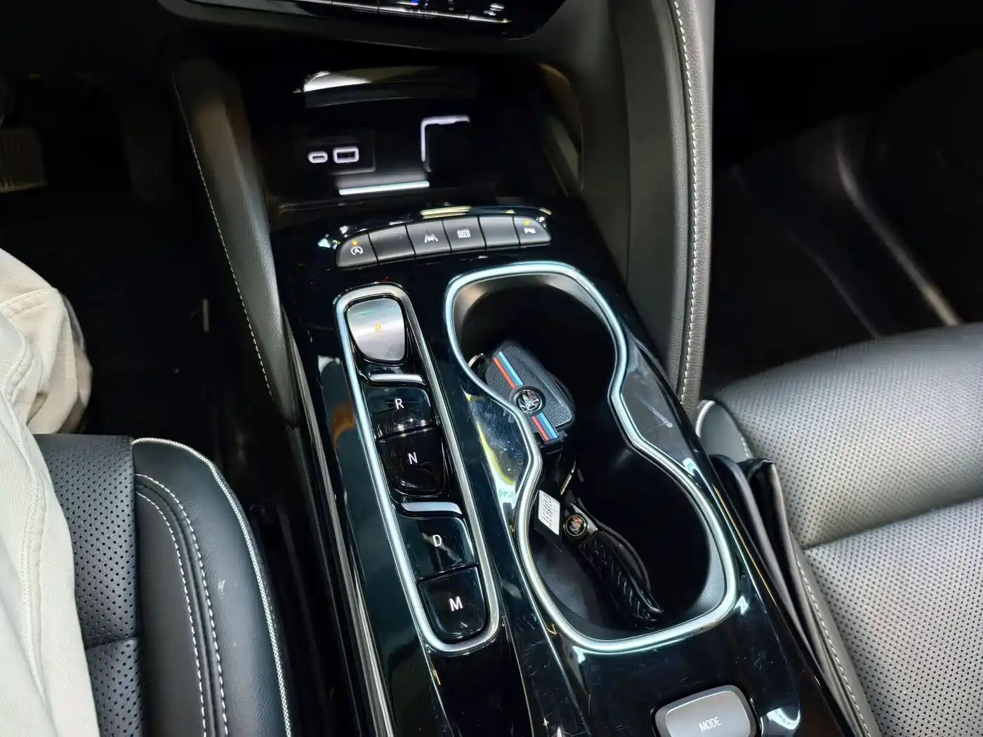 Buick Envision Plus 2022 Enclave Plus 652T 5-Seater Luxury фото 11