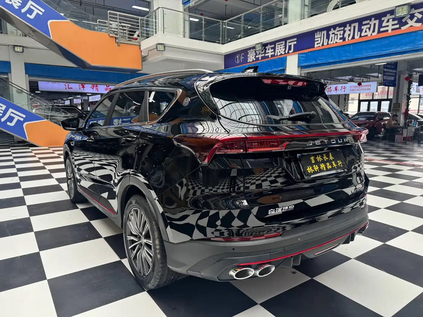 Jetour X70 PRO 2023 2023 Model 1.5T DCT Comfort 7-Seater
