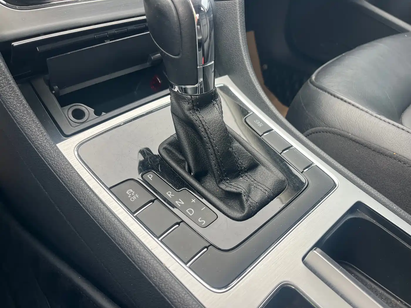 Volkswagen Passat 2013 1.8TSI DSG Zunrong фото 10