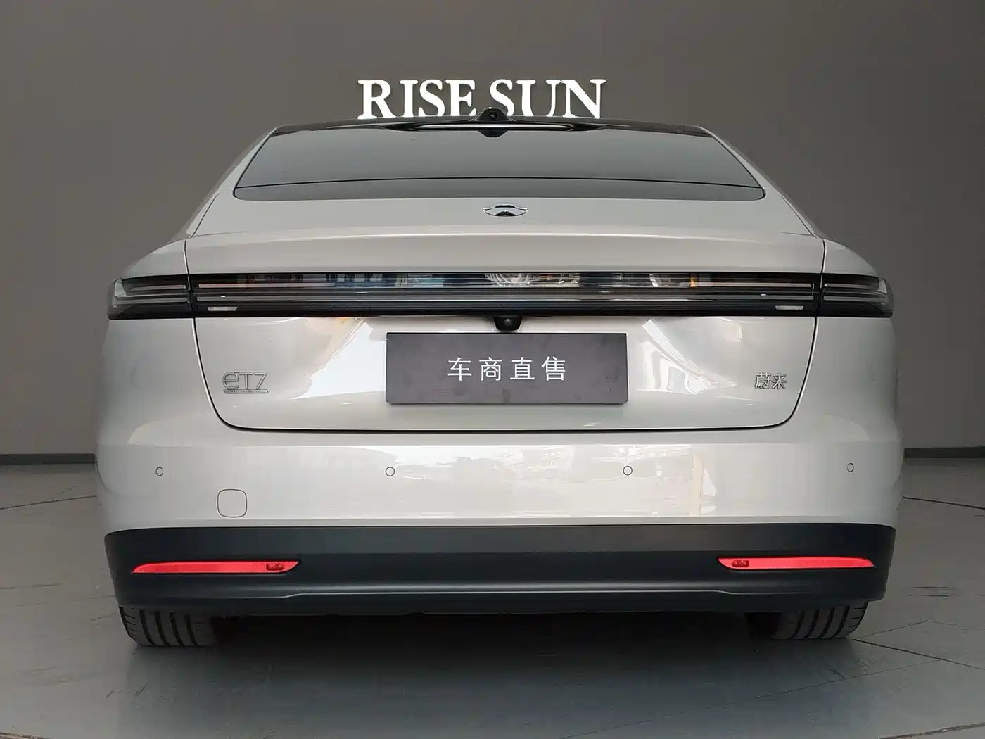 NIO ET7 2025 2024 75kWh Executive Edition