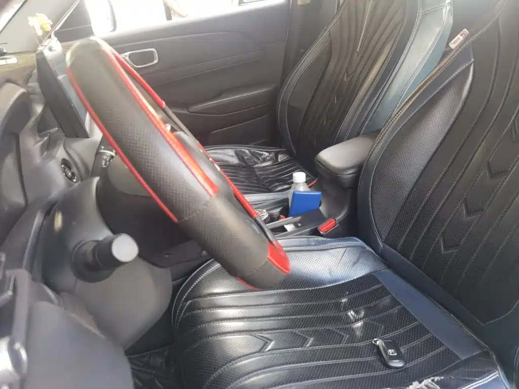 Photo 12 - Honda Vezel