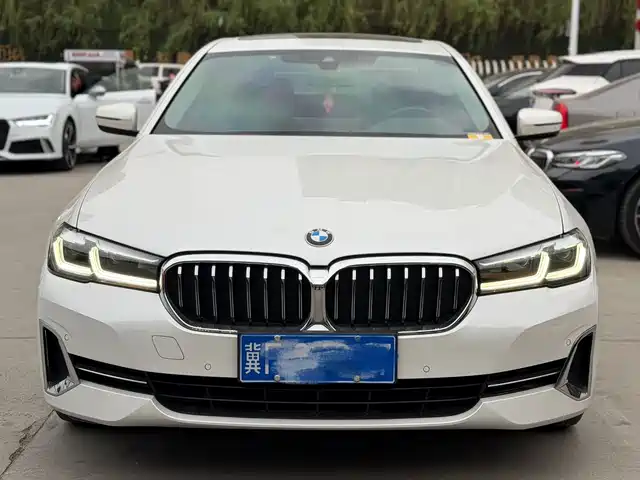 BMW 5 Series 2022