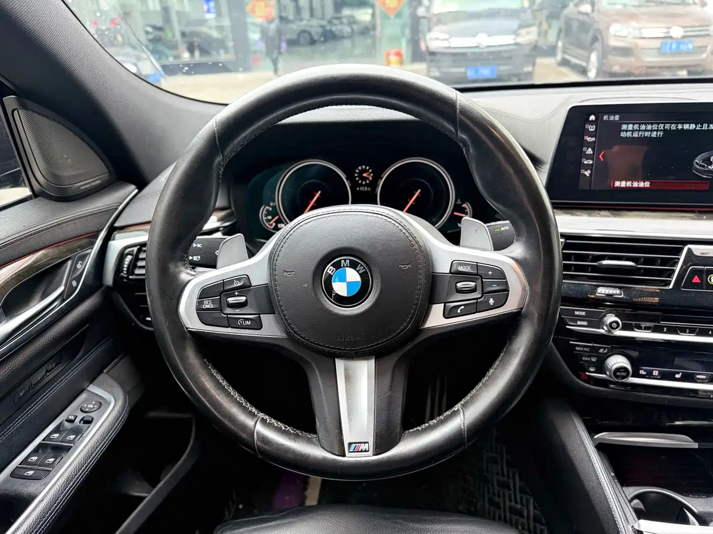 BMW 6 Series GT 2018 630i Luxury Design Package фото 14