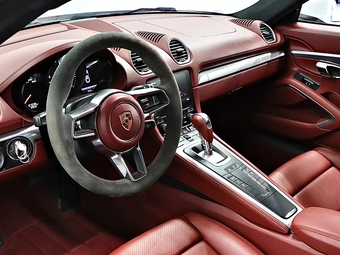 Porsche 718 2016 Cayman 2.0T фото 11
