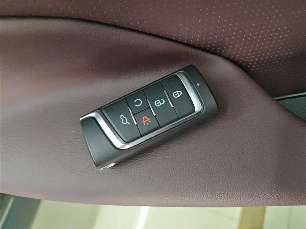 GAC Trumpchi Trumpchi M6 2023 PRO 270T DCT Premium Edition фото 17
