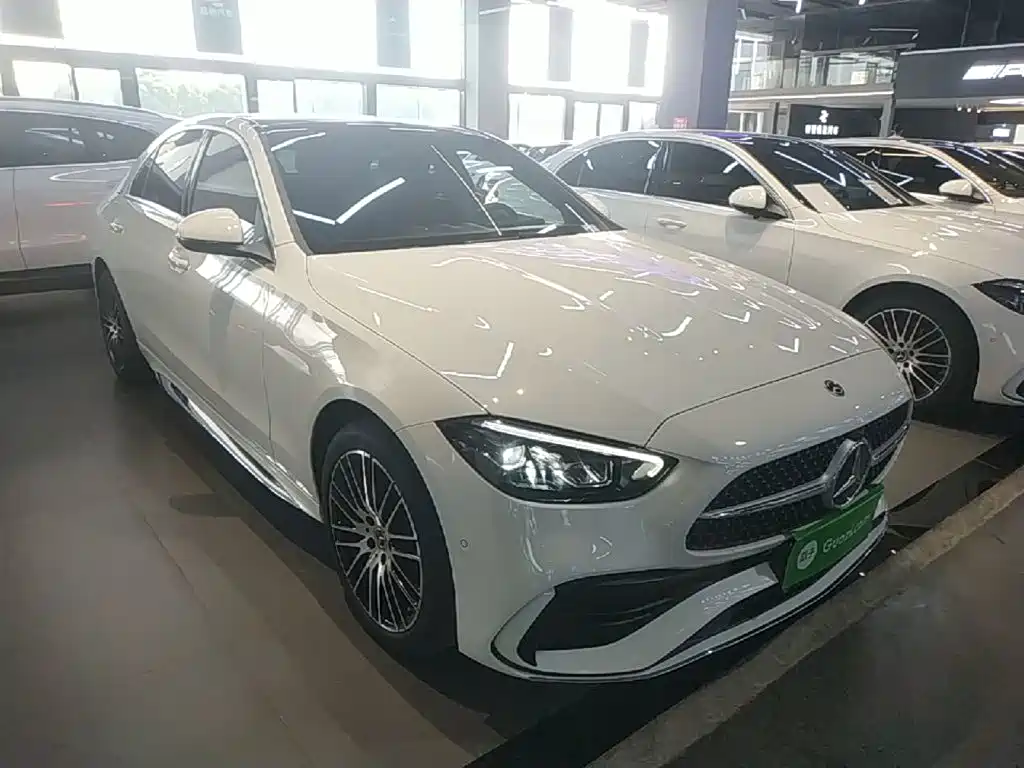 Фото 4 - Mercedes-Benz C-Class