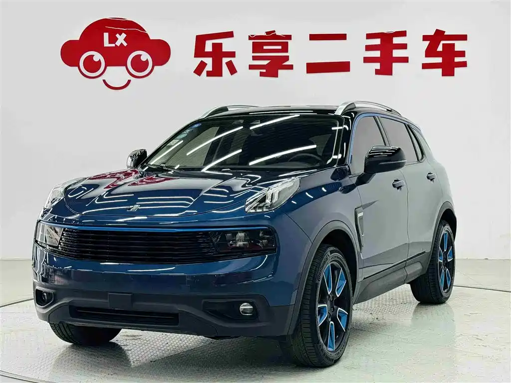 Lynk & Co 01 2017 2.0T 2WD Pro Shine Edition