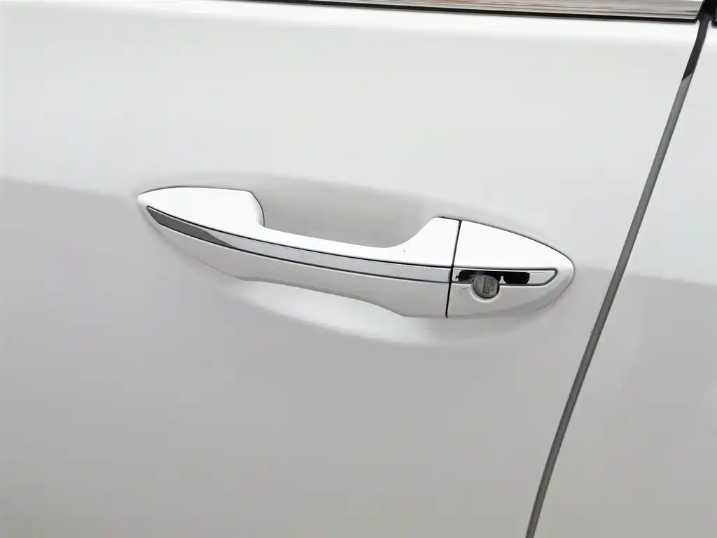 Toyota Corolla 2017 Facelift 1.2T S-CVT GL фото 18