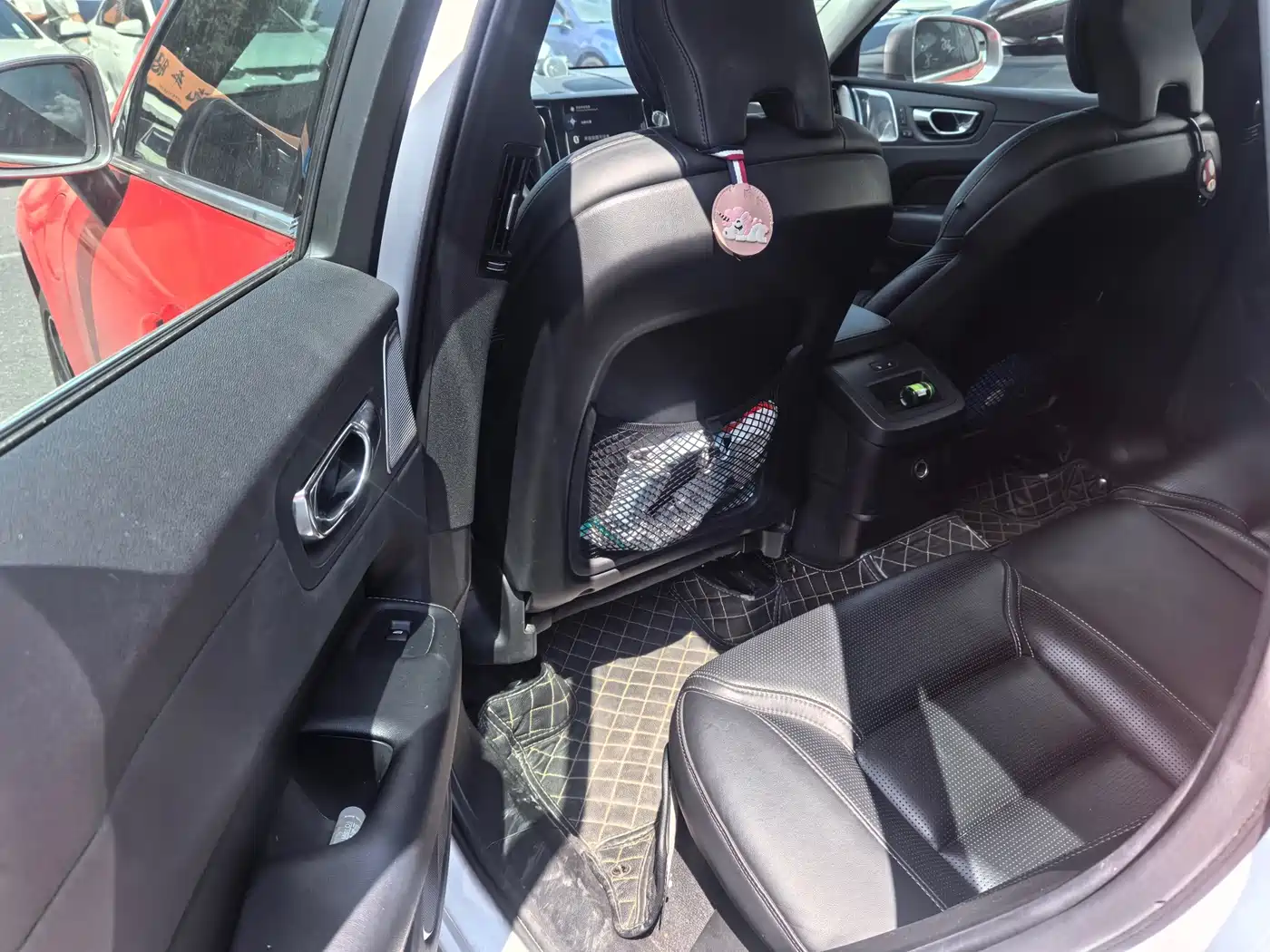 Volvo XC60 Plug-in Hybrid 2019 2019 T8 E-Drive Hybrid Zhi Zun Luxury Edition China V