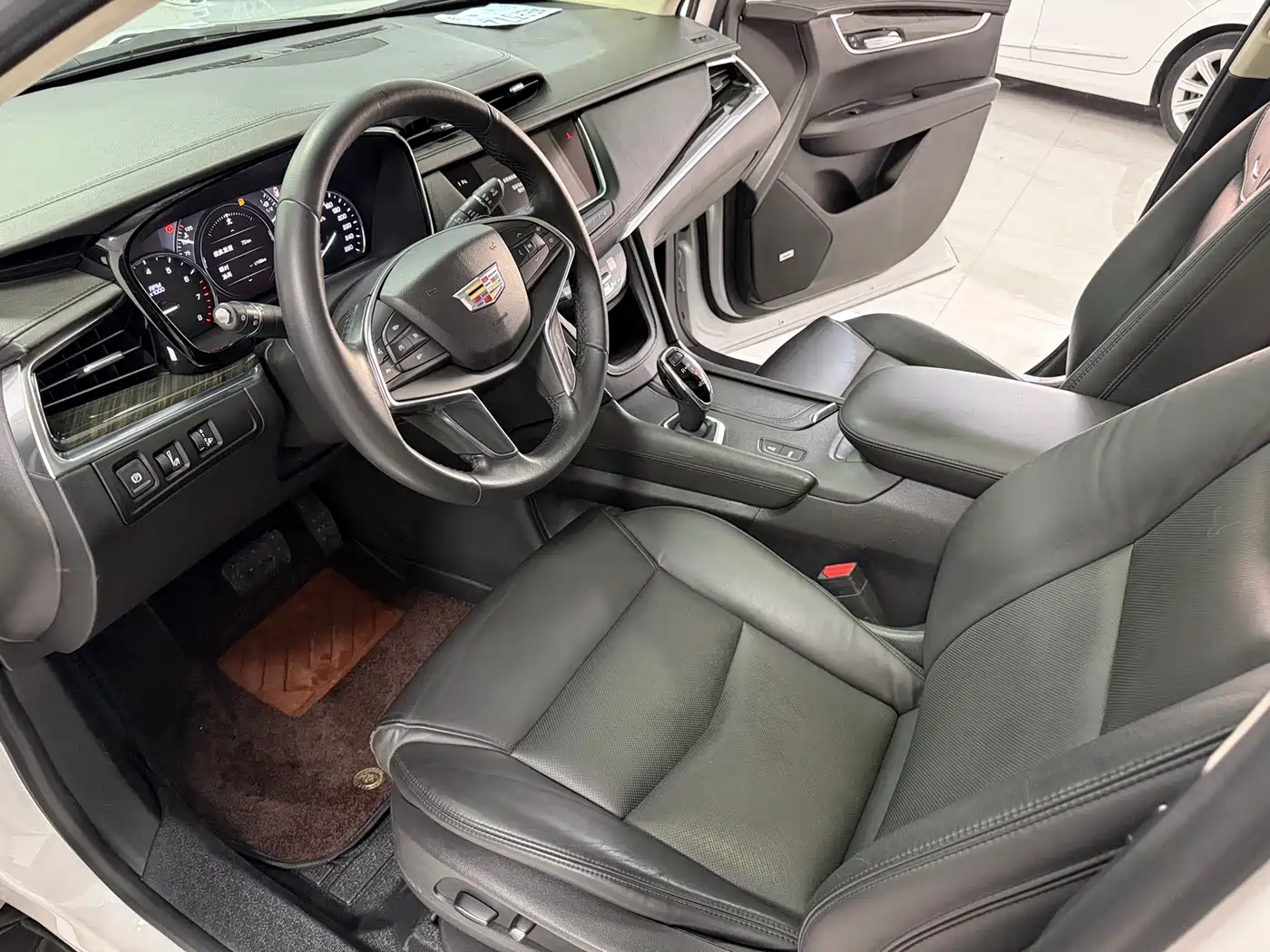 Cadillac XT5 2018 25T Luxury фото 8
