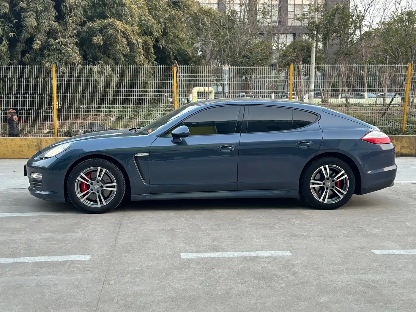 Porsche Panamera 2013 Panamera Platinum Edition 3.6L фото 5