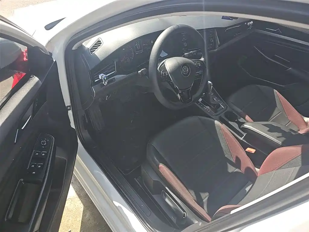 Volkswagen Bora 2020 1.5L Automatic Elite фото 16