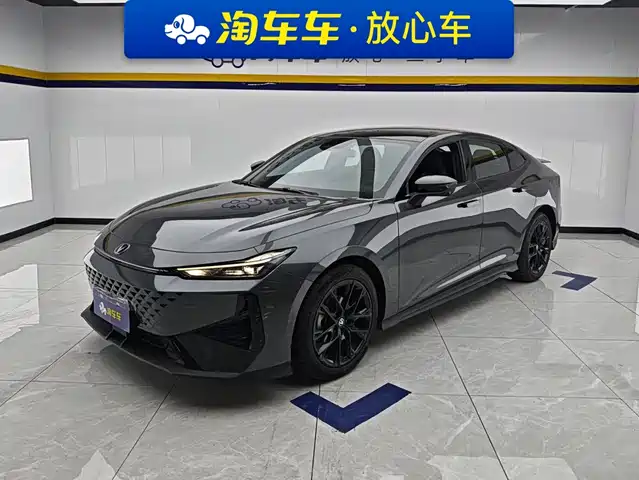 Changan UNI-V 2025