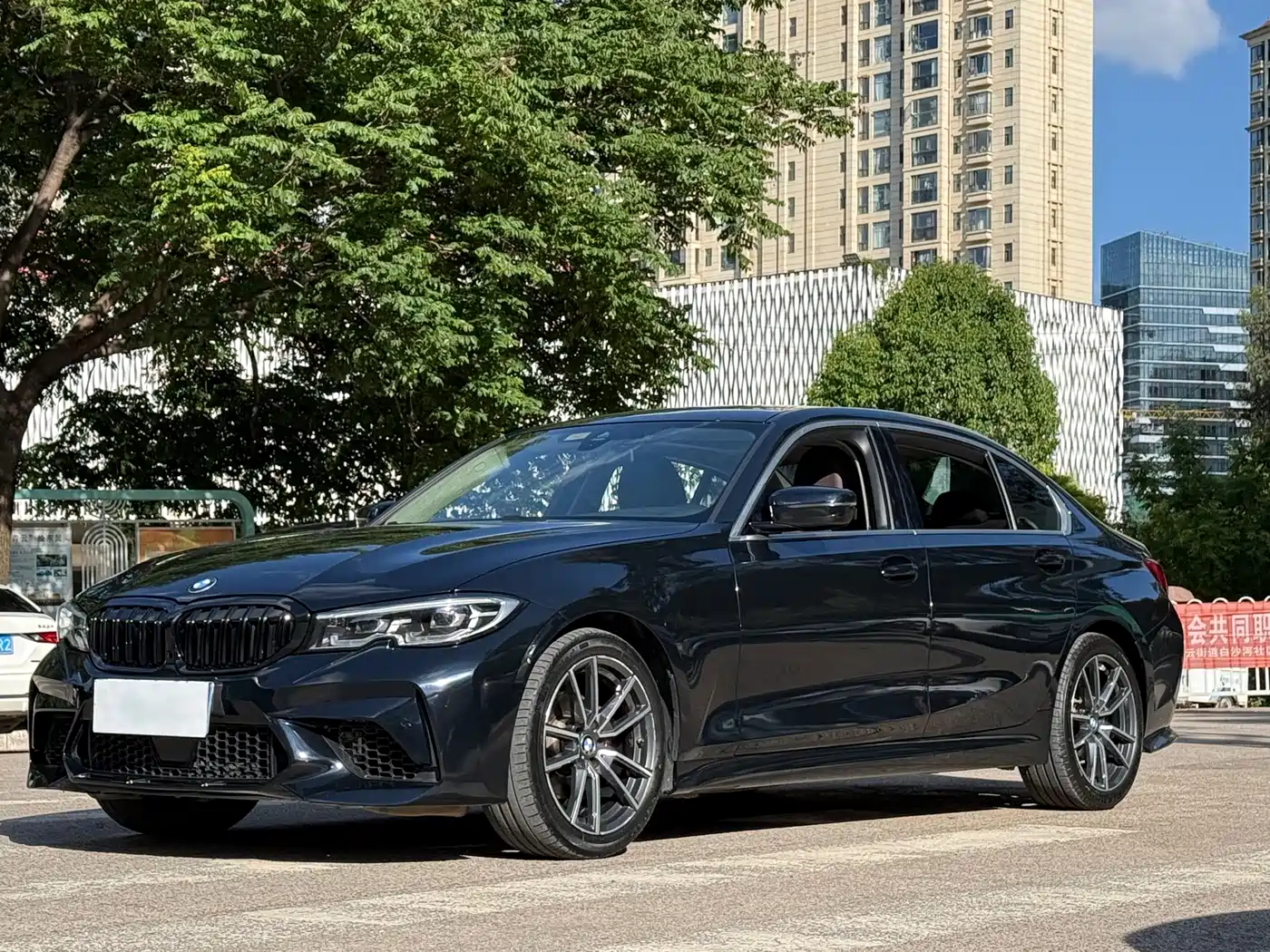 BMW 3 Series 2021 325Li M Sport Package