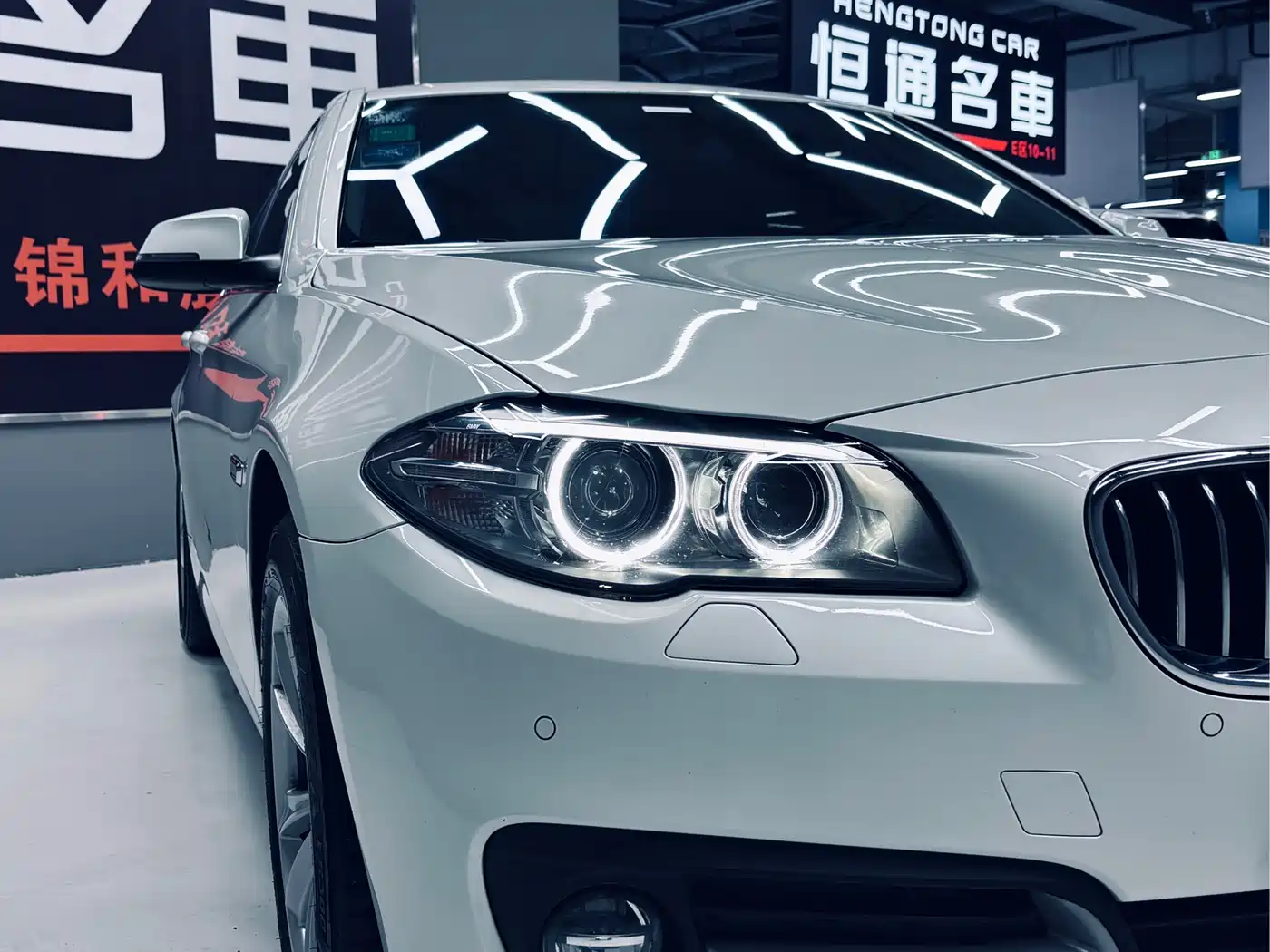 BMW 5 Series 2014 520Li Elegance фото 6
