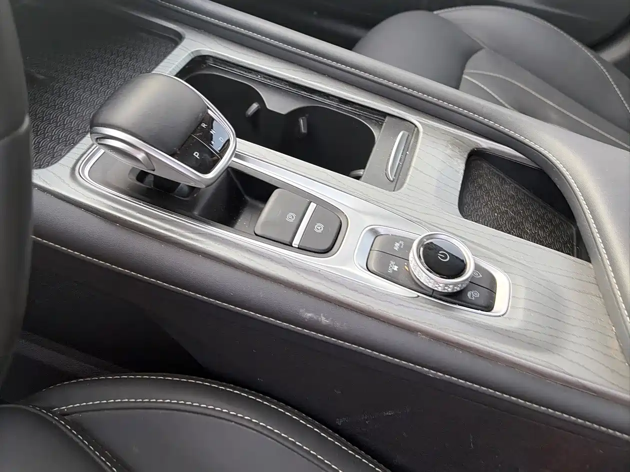Chery Arrizo 8 2025 2023 Model High Energy Edition 2.0T DCT Speed