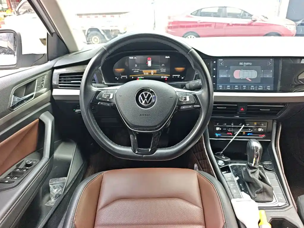 Photo 11 - Volkswagen Lavida