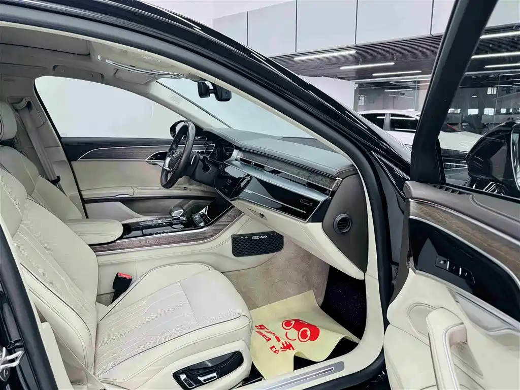 Audi A8 2023 A8L 55 TFSI quattro Flagship фото 27