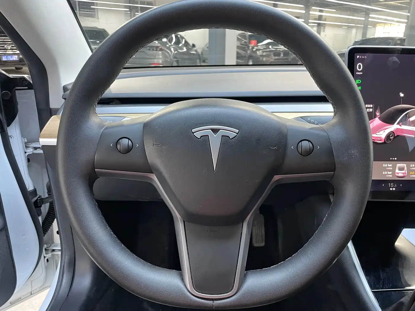 TESLA MODEL 3 (IMPORTED)