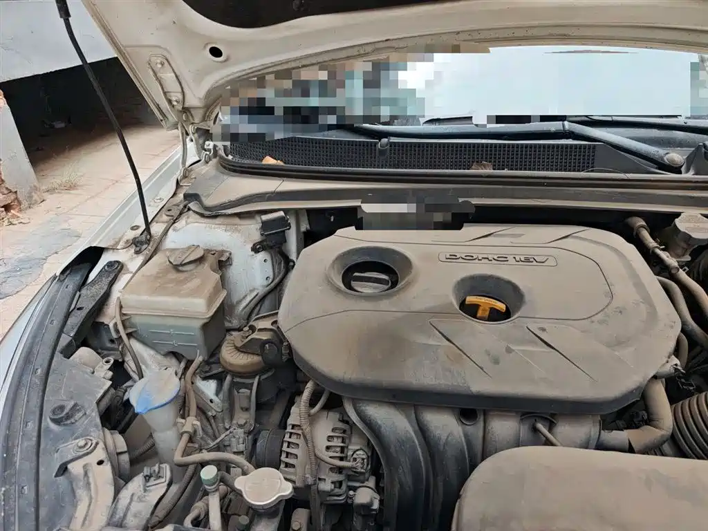 Hyundai Mistra 2016 1.8L Automatic Smart GLS фото 23