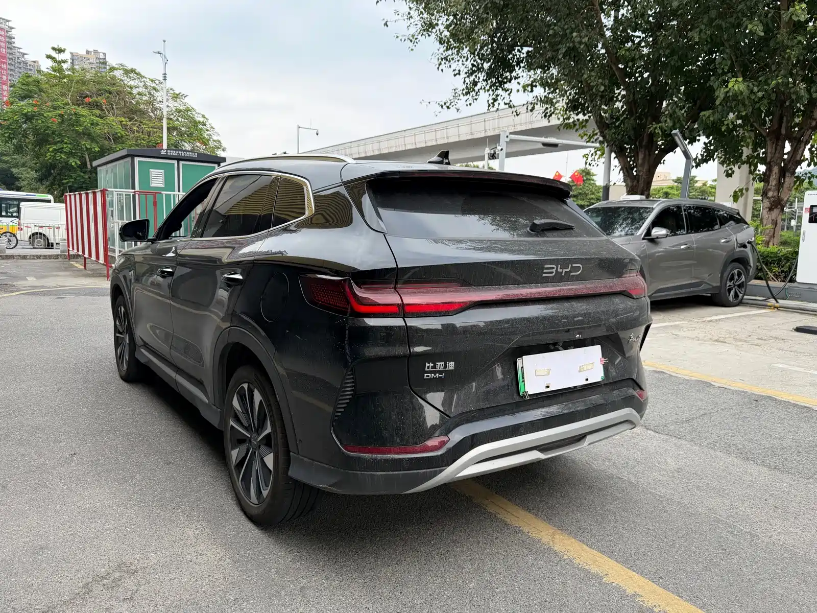 Photo 7 - BYD Song PLUS PHEV