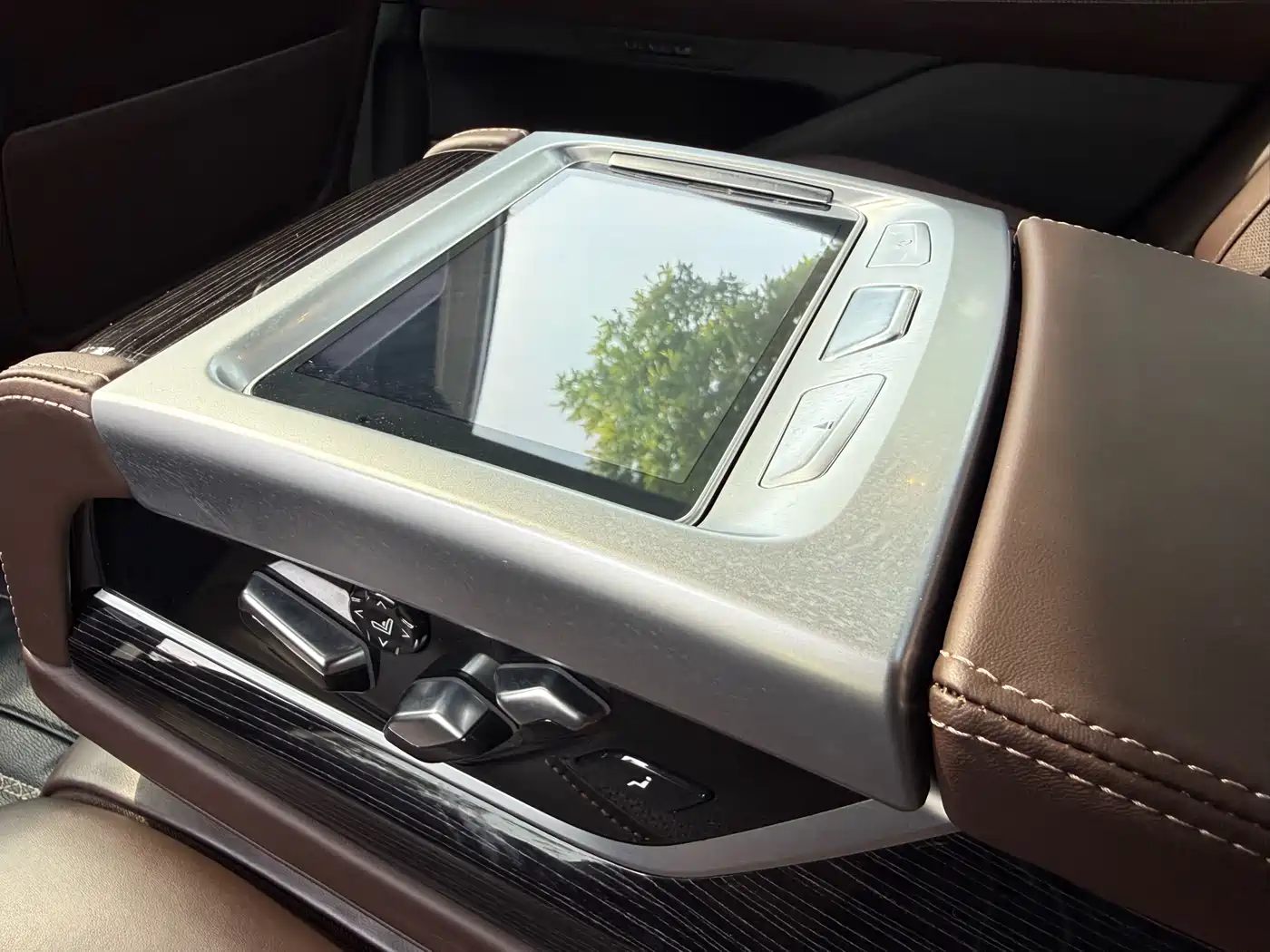 BMW 7 Series 2018 740Li Leading Type M Sport Package фото 19