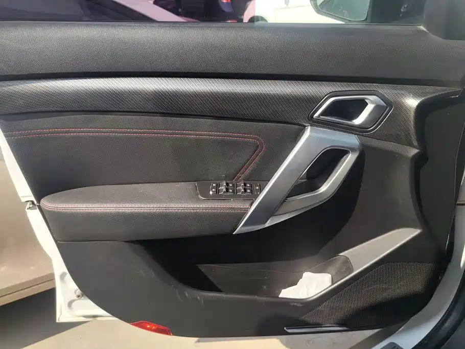 BAIC ORV Beijing Offroad BJ20 2016 2016 1.5T CVT Luxury