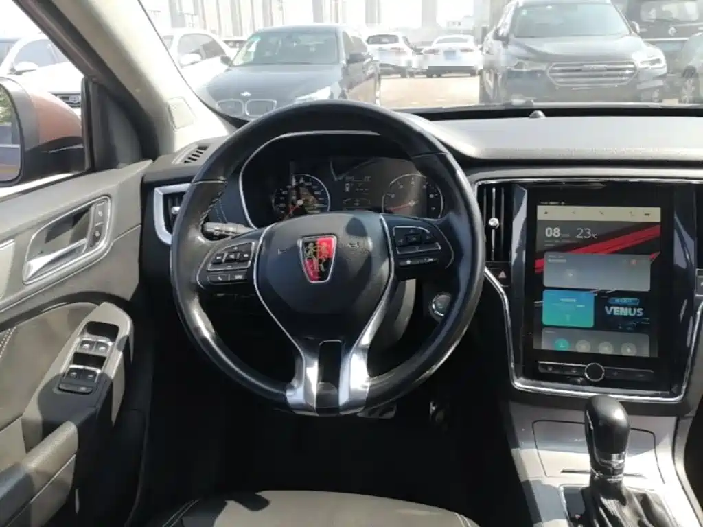 Roewe RX5 2016 2016 20T 2WD Automatic Internet Smart Edition