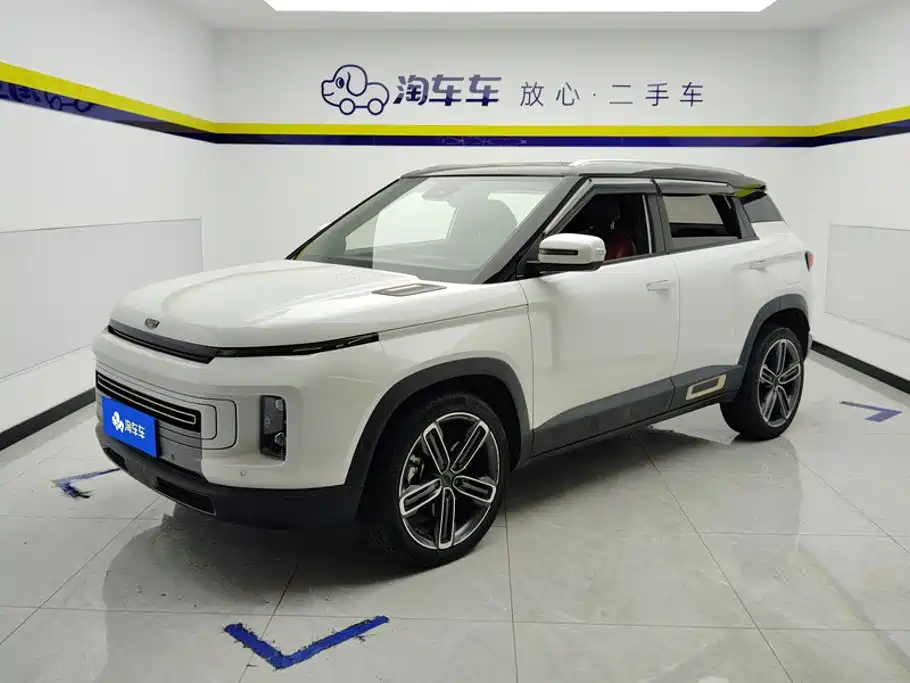 Фото 1 - Geely ICON