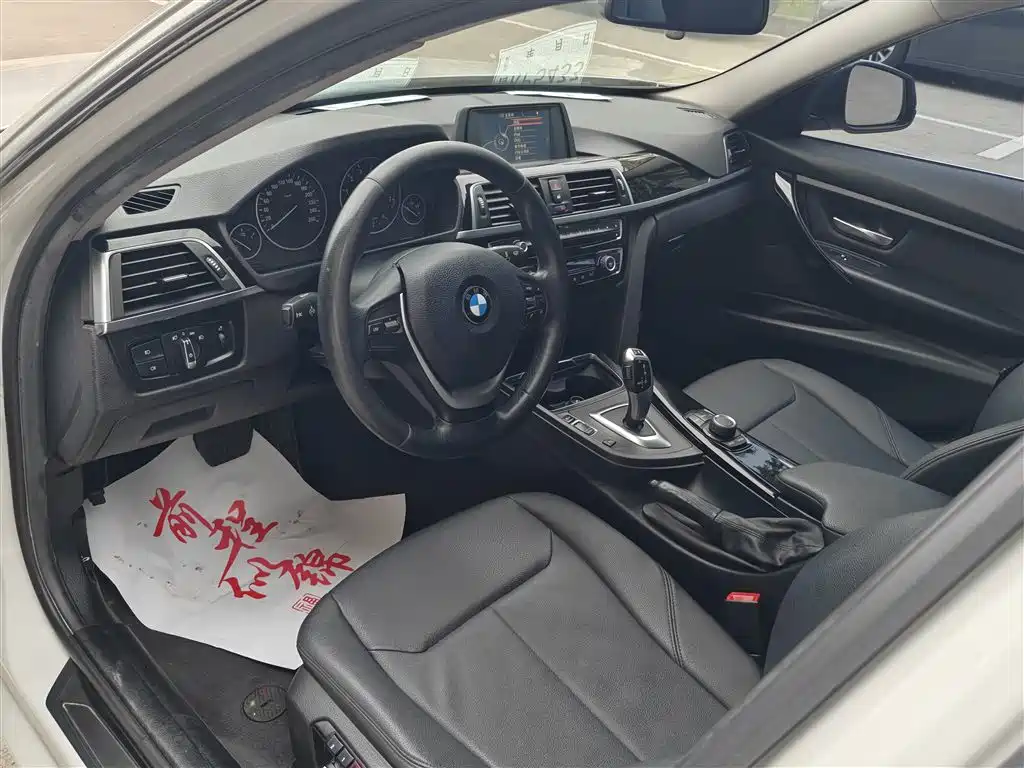 BMW 3 Series 2017 320Li Fashion фото 4