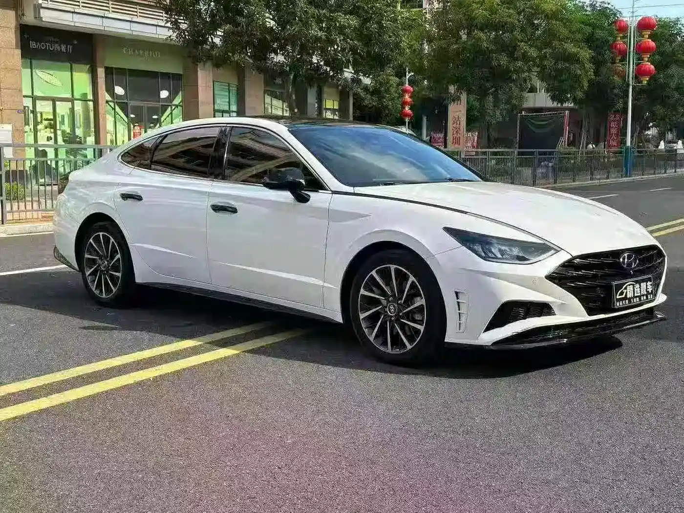 HYUNDAI SONATA