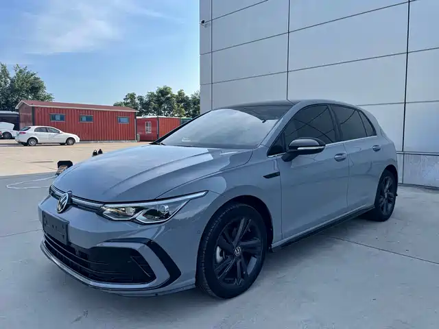Volkswagen Golf 2022