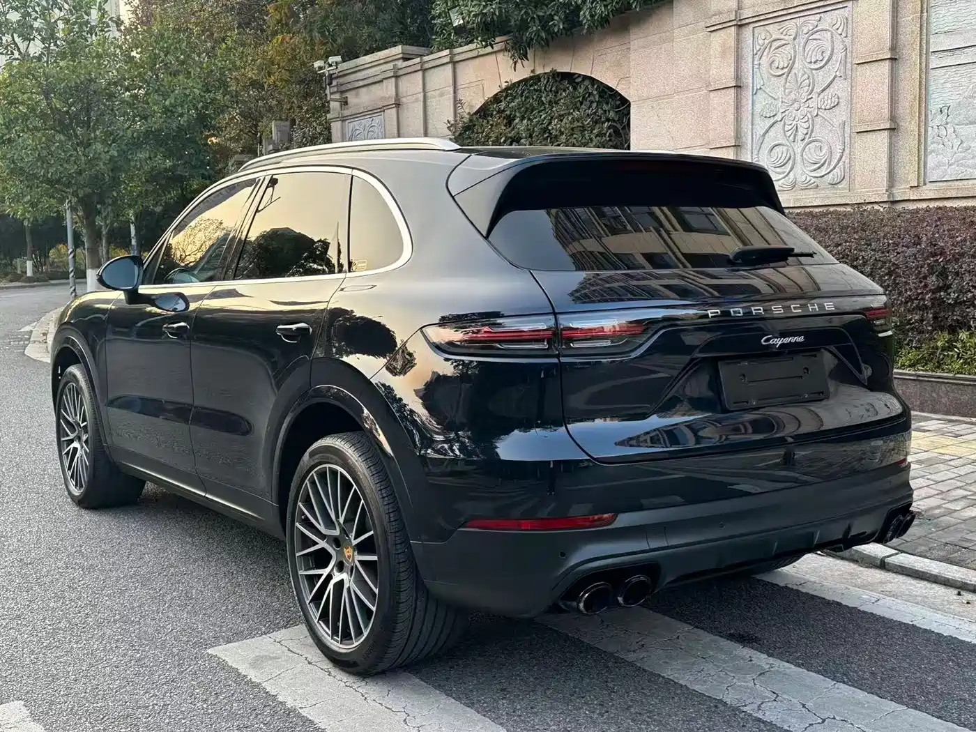 PORSCHE CAYENNE