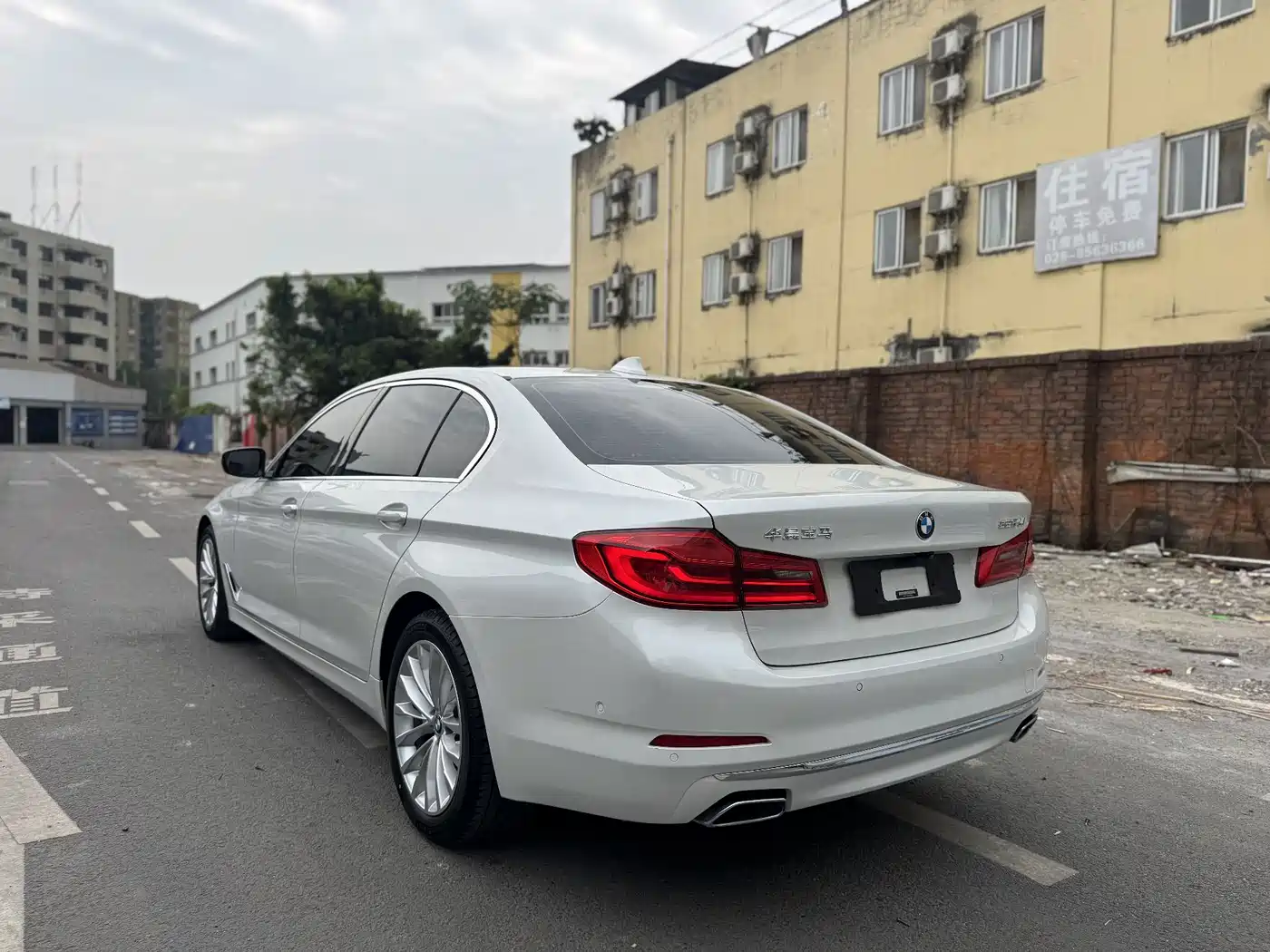 BMW 5 Series 2020 525Li Luxury Package фото 15