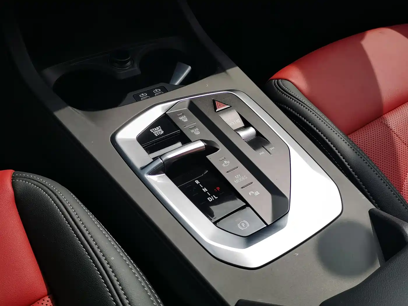 BMW 2 Series 2025 225L M Sport Package фото 14