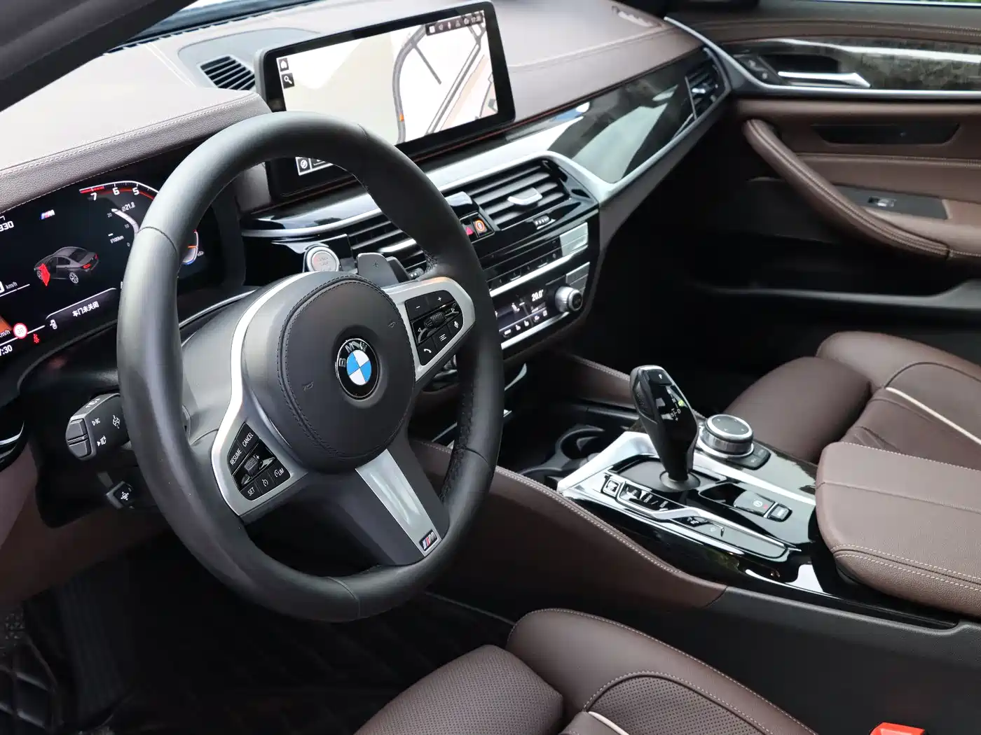 BMW 5 Series 2022 530Li Exclusive M Sport Package фото 12