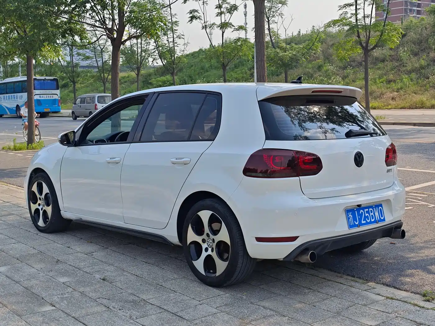 Volkswagen Golf GTI 2012 2.0TSI GTI фото 9