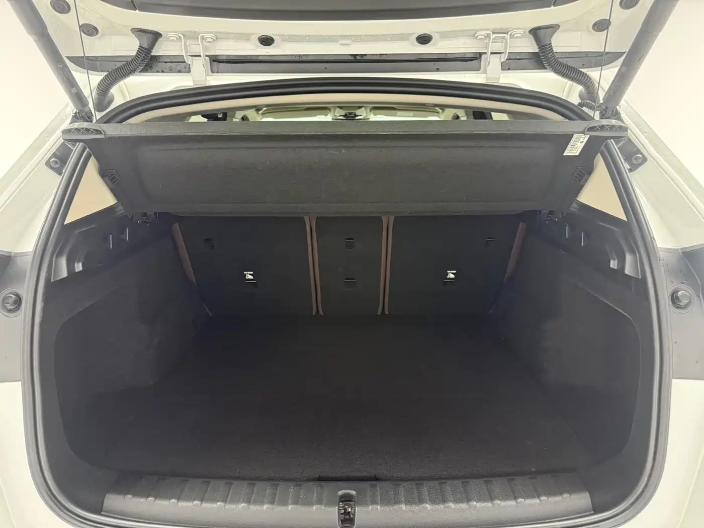 BMW X1 2023 sDrive20Li X Design Package фото 5