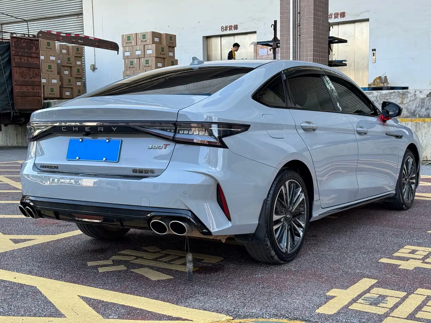 CHERY ARRIZO 8