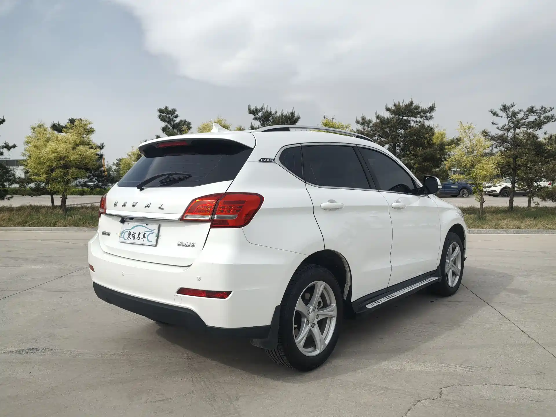 Photo 3 - Haval H2