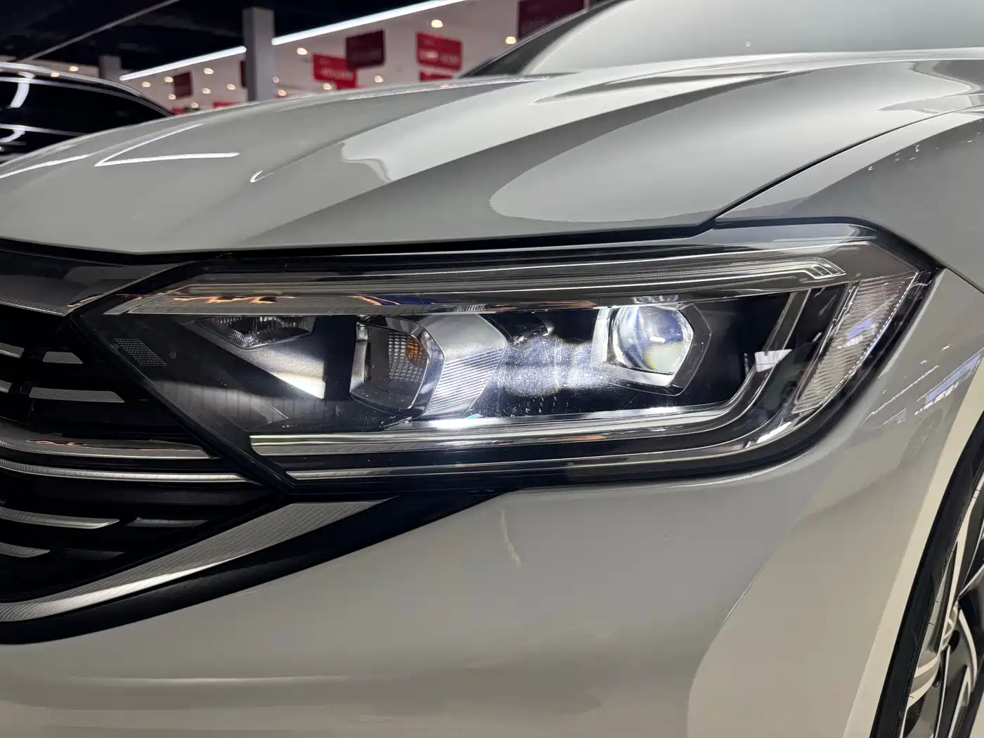 Volkswagen Sagitar 2023 280TSI DSG Beyond Lite фото 20
