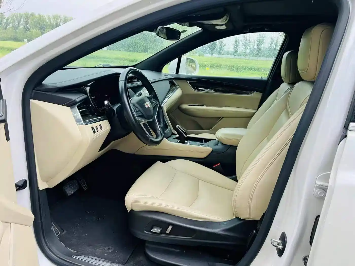 Cadillac XT5 2016 28T AWD Technology Model фото 8