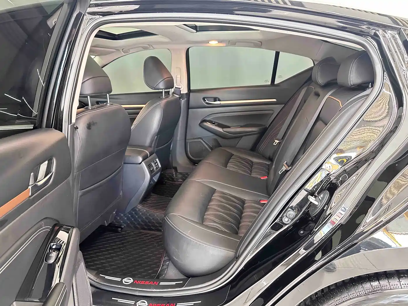 Nissan Teana 2025 2024 2.0L SV Black Gold Edition
