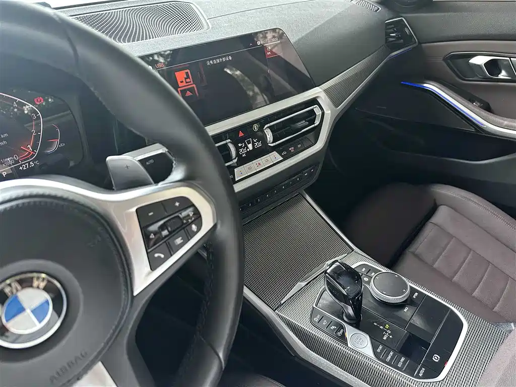 BMW 3 Series 2021 325Li M Sport Night Edition фото 13