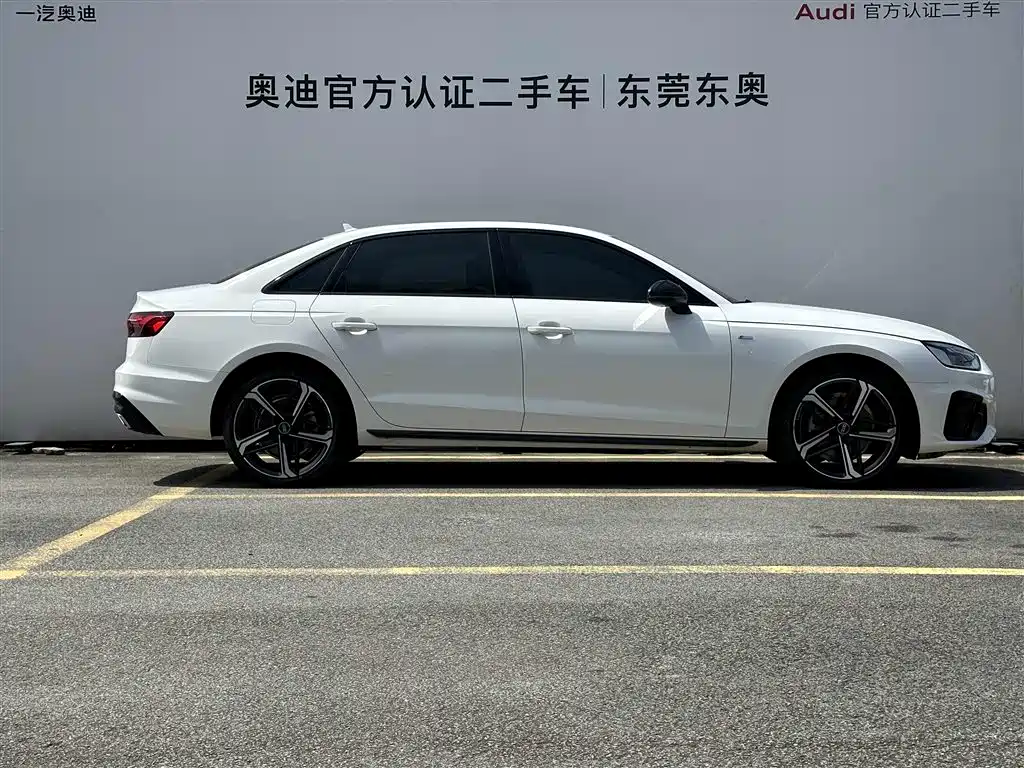 Audi A4L 2024 40 TFSI Luxury Dynamic фото 3